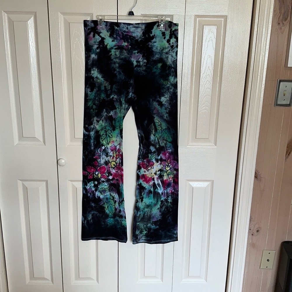 Tie dyed Yoga pants